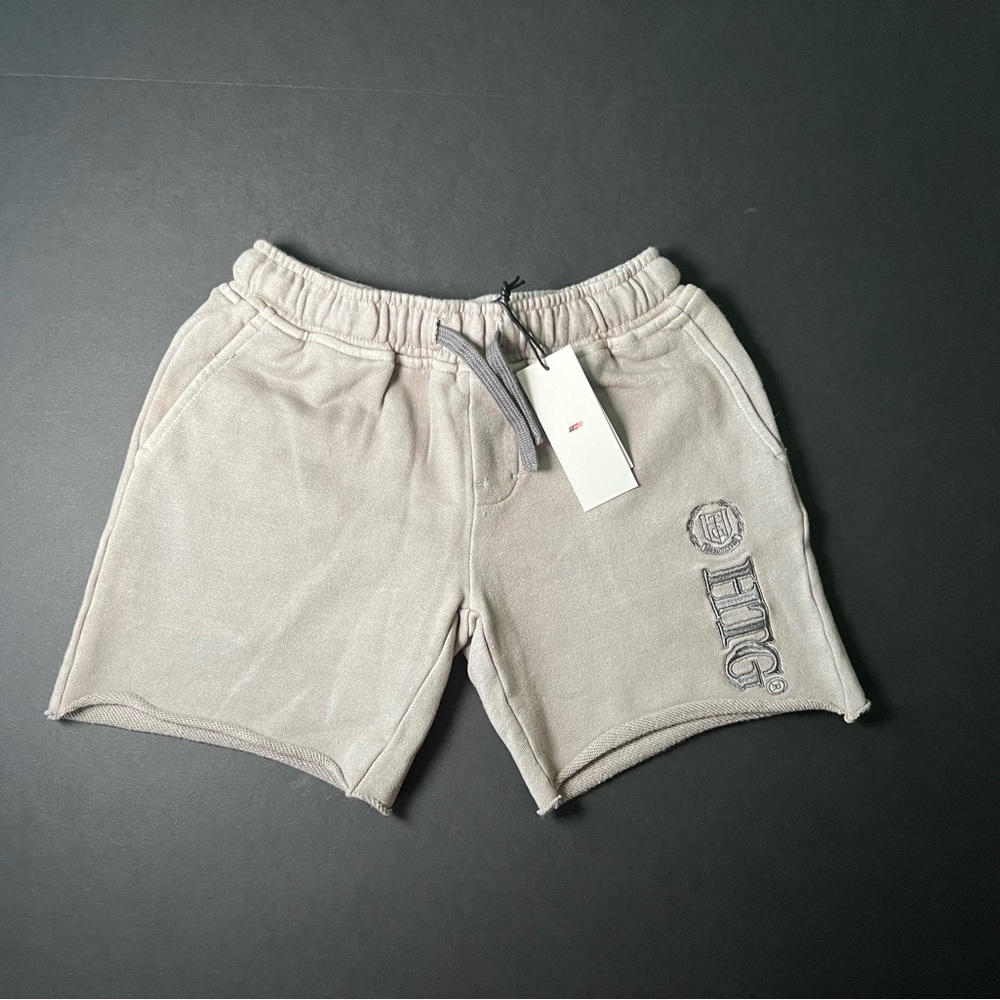 2474 - NWTs Honor the Gift Unisex Grey Studio Raw Hem Shorts (7-8) Youth
